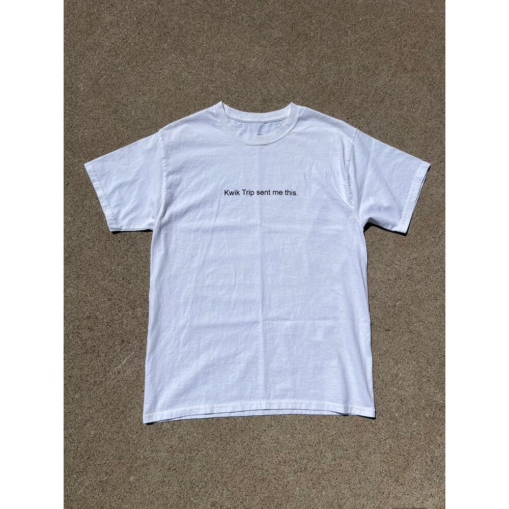 Kwik Trip Shirt Unisex Size Medium White‎ Graphic Crewneck Short Sleeve Tee Rare